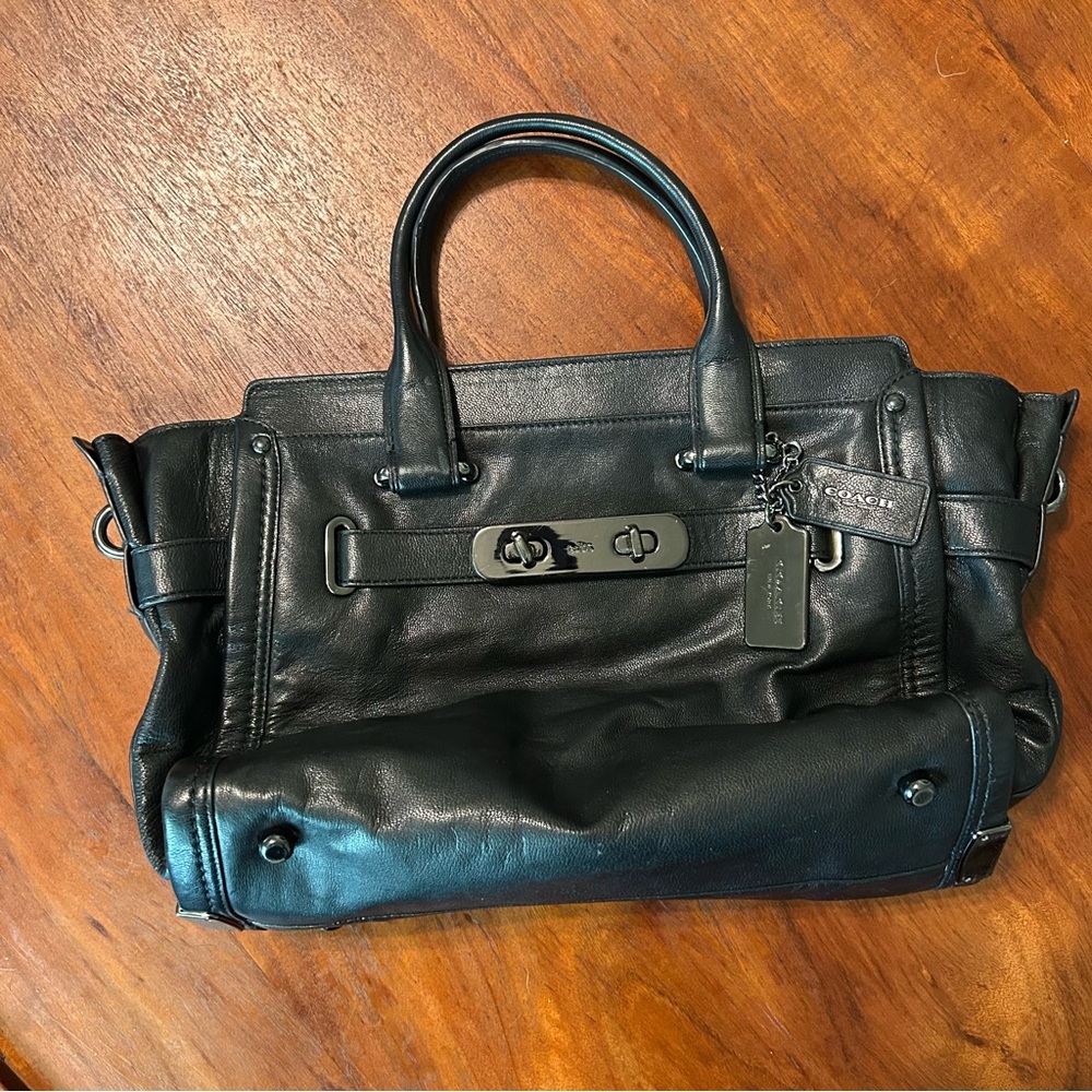 Coach Black Soft Leather Swagger Bag Shoulder Purse - Picture 3 of 16